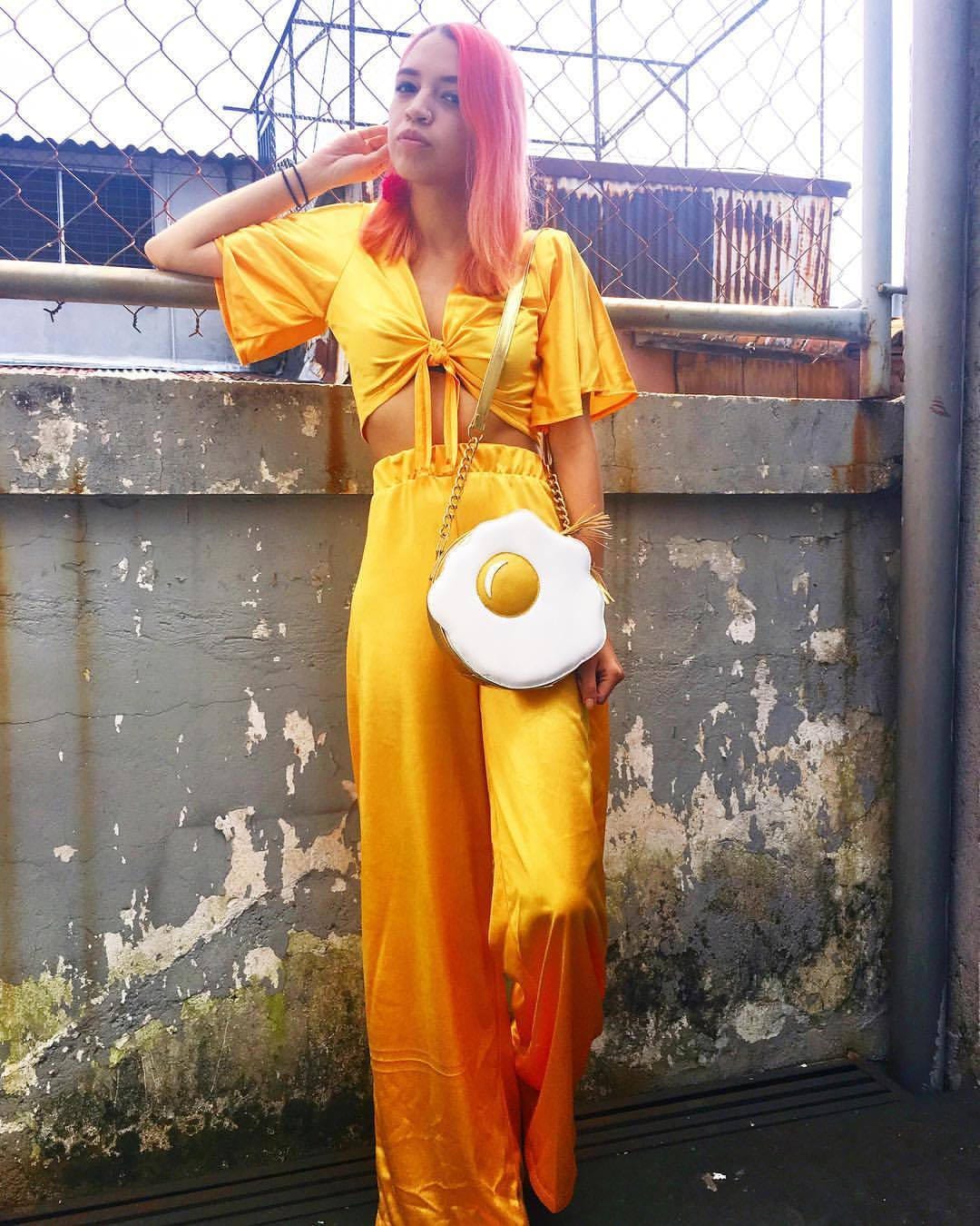 Fried egg crossbody bag