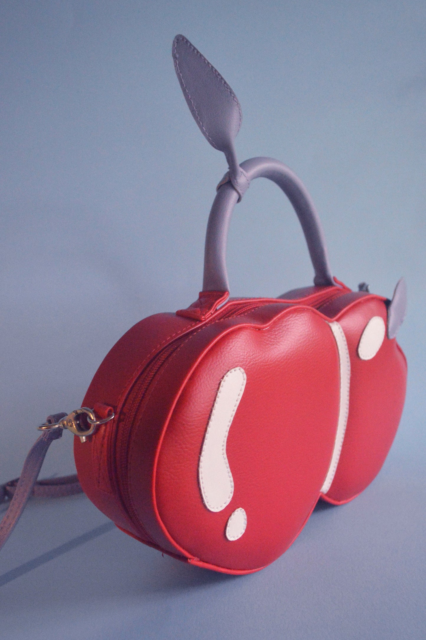 Circle Cereza- Cherry Crossbody Handbag