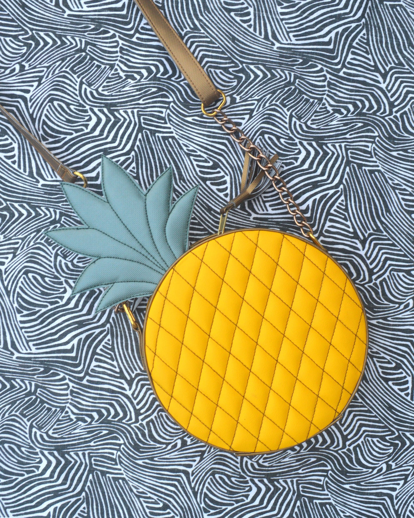 Pineapple crossbody bag