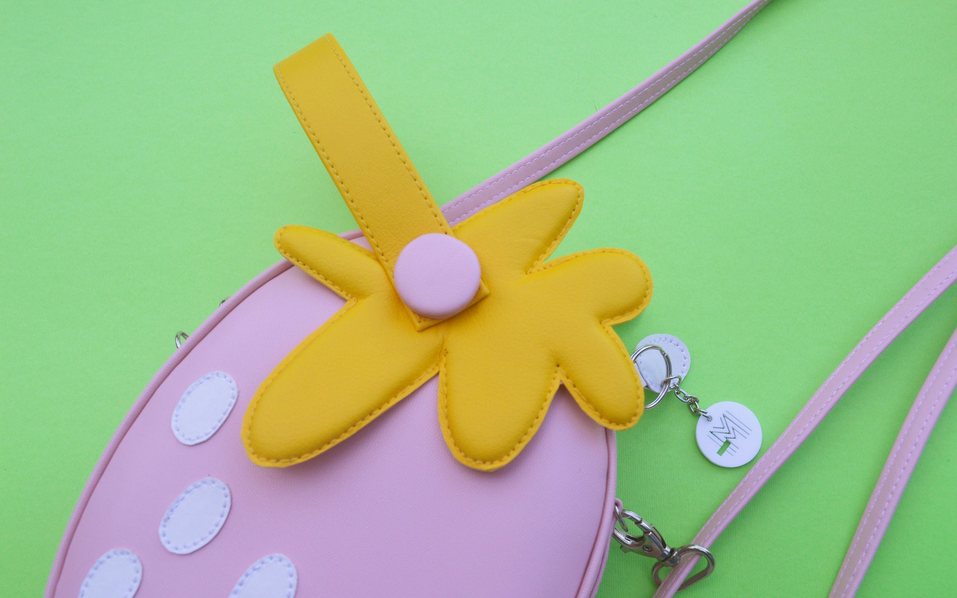 Fresa Flor- Stawberry Handtasche/ Crossbody normale Größe