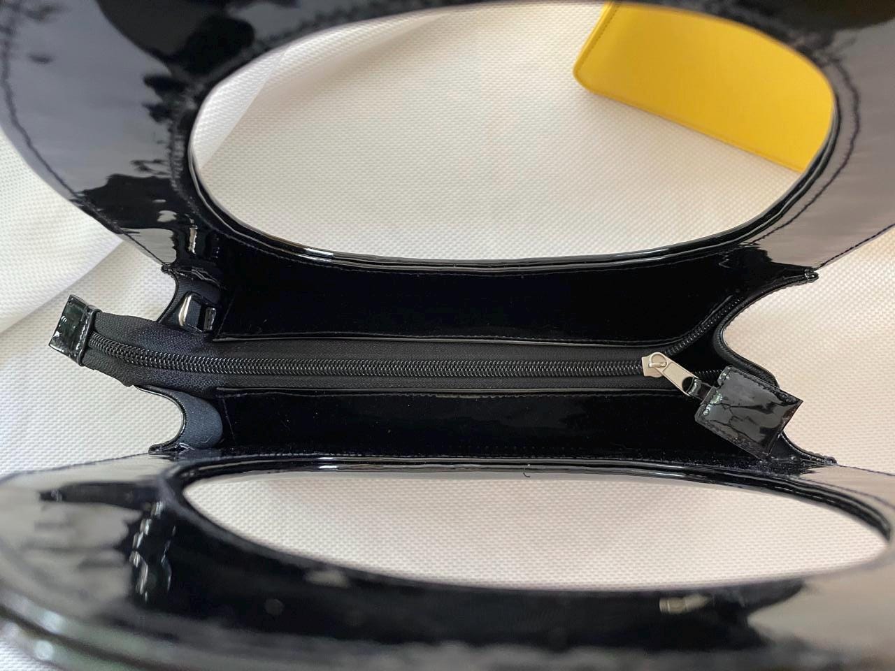 Acordeón shoulder bag