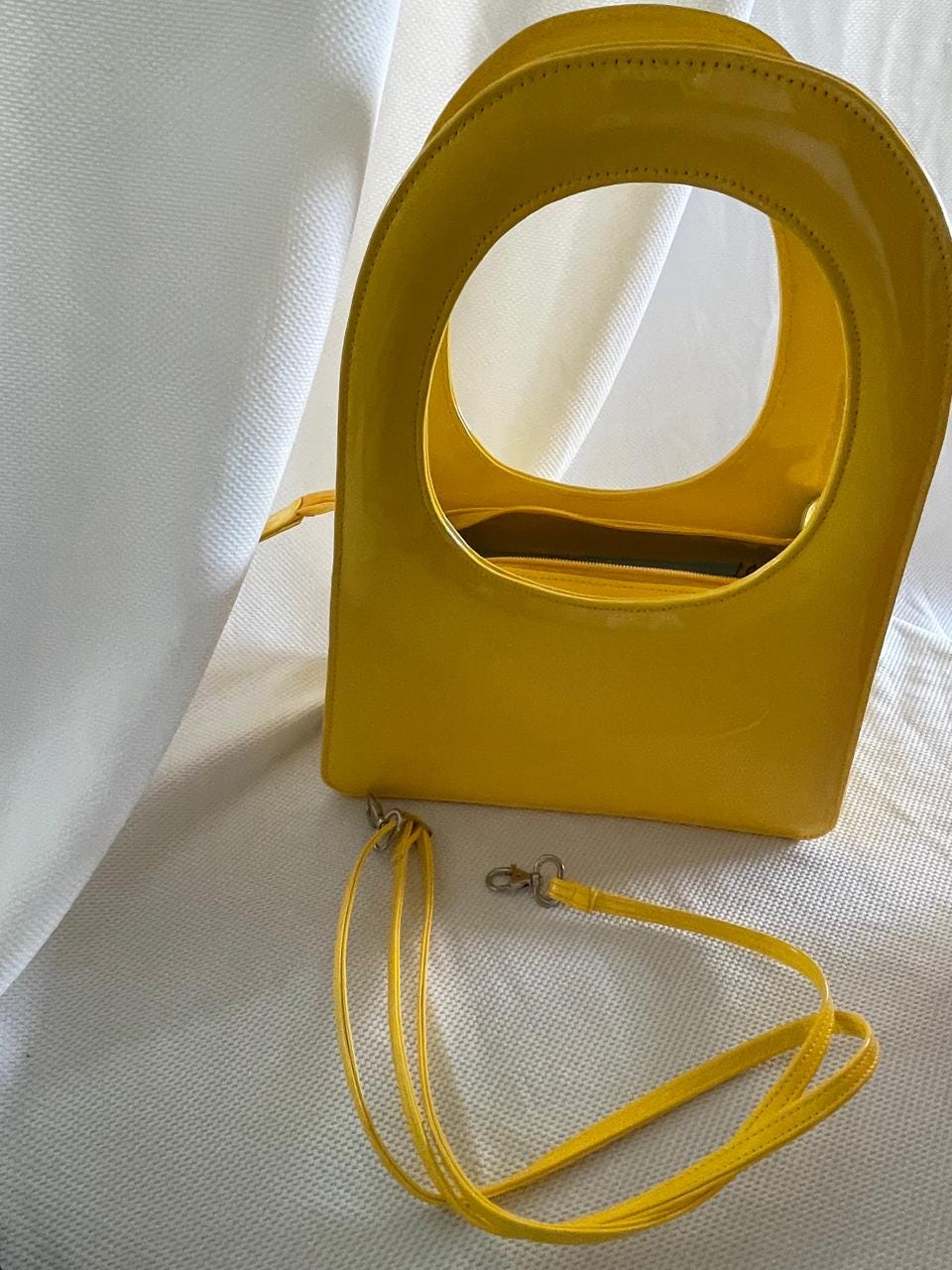 Acordeón shoulder bag