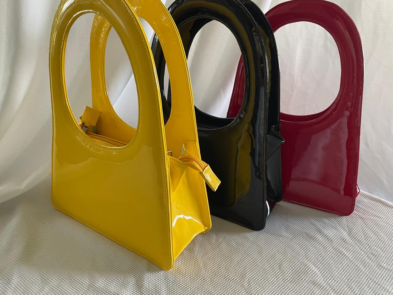 Acordeón shoulder bag